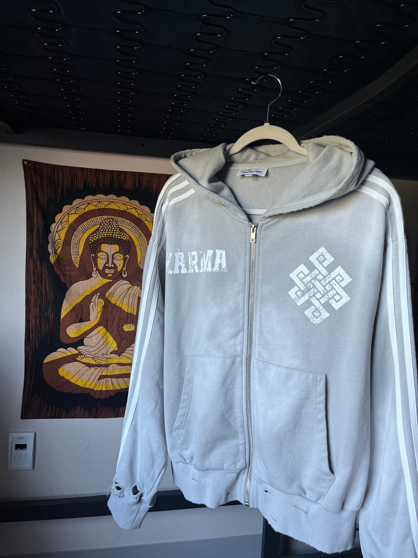 Kàrma Hoodie
